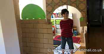 Boy builds own cardboard mosque so he can celebrate Ramadan at home