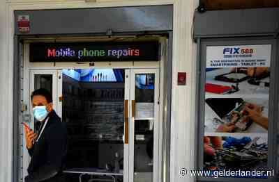 De plaatselijke kruidenier in Rome wint het van de grote supermarkt