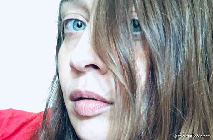 Fiona Apple Returns to No. 1 on Top Rock Albums Chart With ‘Fetch the Bolt Cutters’