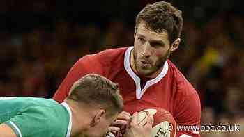 Jonah Holmes: Leicester release Dragons target