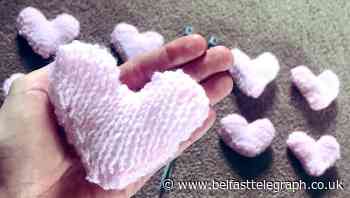 Nurse knits hearts for palliative care patients isolated in lockdown