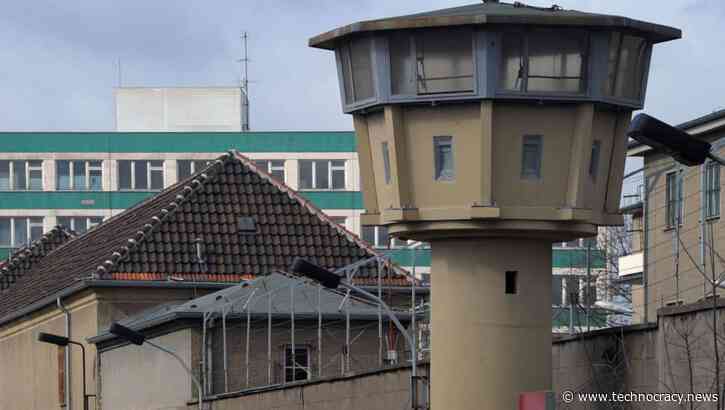 American Stasi: California Building 10,000 Person Army Of Professional Snitches