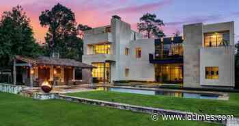 Hot Property: Chris Paul cuts price of Houston mansion - Los Angeles Times