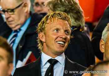 Kuyt neemt aparte route, maar wil nog altijd hoofdtrainer worden