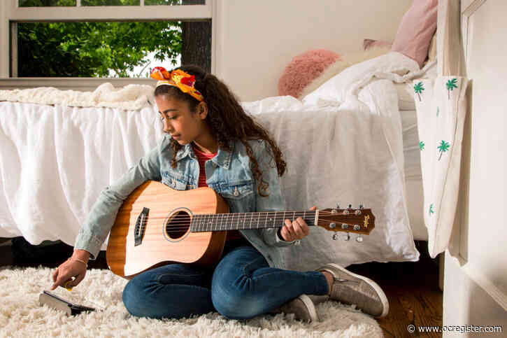 Bored, hankering for music? Online sessions bring guitar lessons home