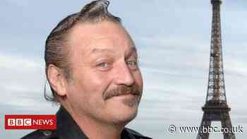 BJ Hogg: Tributes paid after actor dies, aged 65