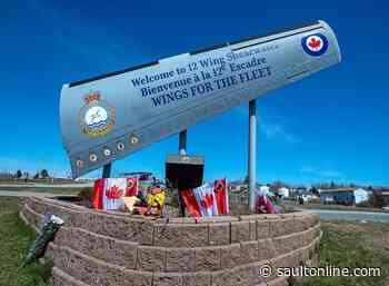 Day 3 of search for 5 Canadian service members after helicopter crashes into sea