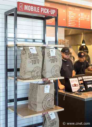 How Chipotle's tech push paid off big when the coronavirus pandemic hit     - CNET