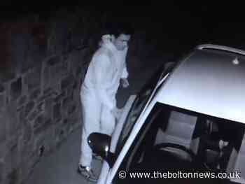 Bolton thief lets himself in car before making off with £5 note and loose change