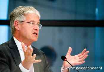 Slob adviseert ouders aan te dringen op hele lesdagen