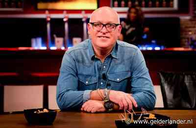 Van der Gijp belaagd door mannen met hamers: ‘Ze stonden als een wilde te slaan’