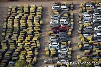 Asia virus latest: India extends lockdown, Macau casino revenue plunges