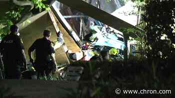 HPD officer killed, 1 injured after helicopter crashes into apartment clubhouse
