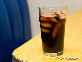 Iced coffee, cold brew, pour over: Essential recipe tips to make your best ever chilled cuppa     - CNET