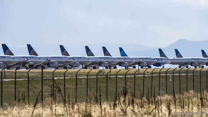 ‘Stabbing Us in the Back’: United Airlines Cuts Worker Hours After Taking Relief Funds