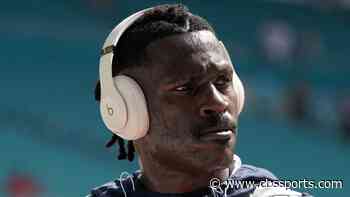 LOOK: Antonio Brown posts photo of himself in Ravens jersey on Snapchat