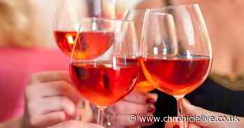 Ban on social gatherings with more than 10 people 'should last until 2021'