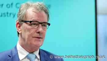 Nesbitt quits Stormont committee over lockdown infringement