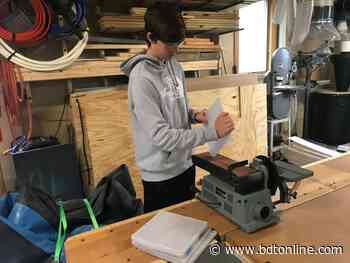 Local teens printing protection for medical staff amidst pandemic - Bluefield Daily Telegraph