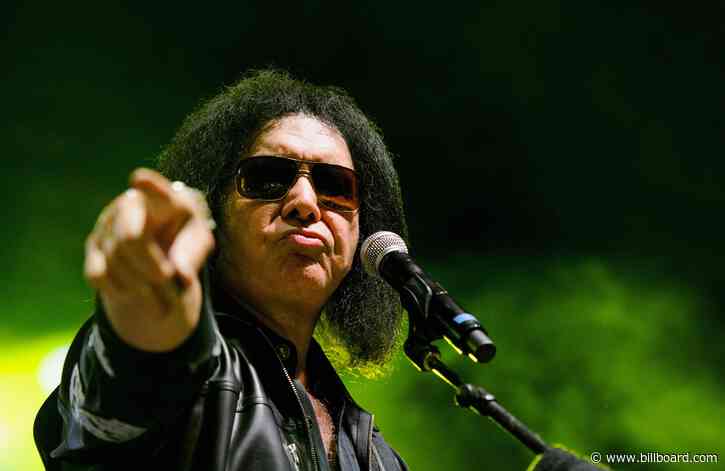 Gene Simmons Schools Fans on Importance of Wearing Masks During Pandemic