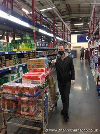 Stockton entrepreneur donates £1100 to local food bank - The Northern Echo