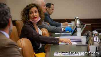 Montero asegura que habrá ayuda presencial en la campaña de la renta - La Vanguardia