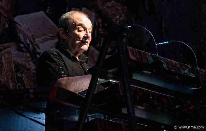 The Stranglers keyboardist Dave Greenfield has died after contracting coronavirus