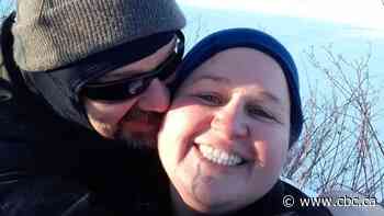 Mud, string and gumboots: Alberta couple gets hitched in Fort McMurray floodwaters