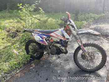 Group of 15 off road bike riders spotted on Stoneclough Road, Bolton - The Bolton News