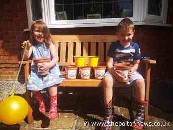 Westhoughton siblings' bright idea to cheer people up and raise money for children's hospice