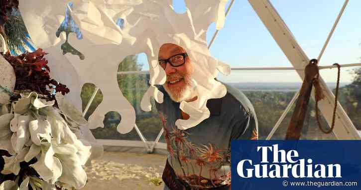 ‘Lager and fags were our main vices’: Vic Reeves on booze, guns and his rock’n’roll years