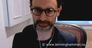 Professor behind UK lockdown resigns after 'meeting lover'