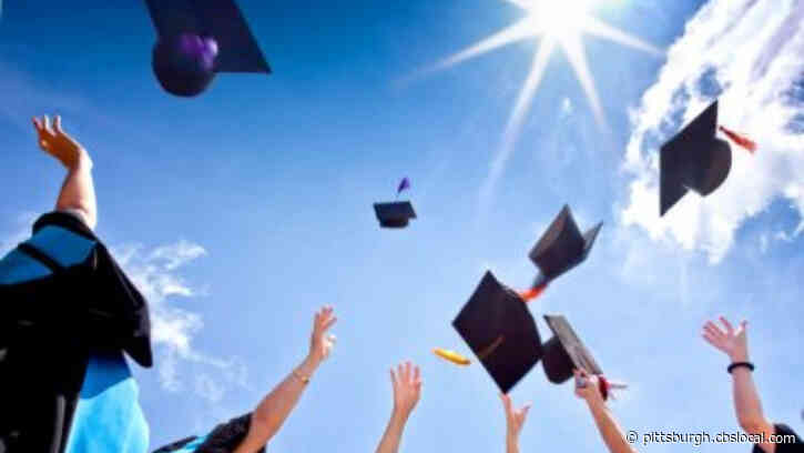 Cancer Survivor To Graduate Nursing School With Daughter: ‘You’d Be Amazed At What You Can Do If You Just Don’t Quit’