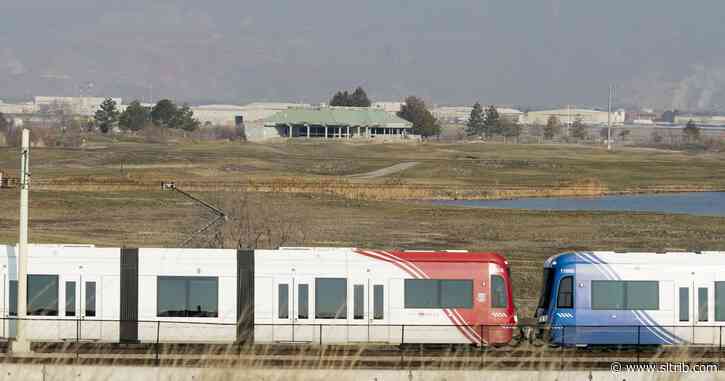 New study pans airport rail lines in Utah, Denver, Dallas as pricey boondoggles