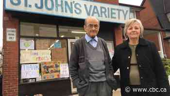 Neighbourhood residents thank elderly Toronto grocery owners for staying open during COVID-19 pandemic - CBC.ca