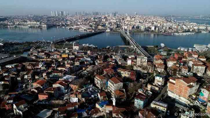 Erdogan begins to ease Turkey's coronavirus restrictions