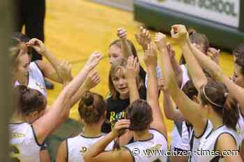 Reynolds' Lori Ledford returns to coaching after successful cancer fight - Citizen Times