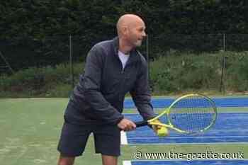 Strathgryffe stalwart Derek rewarded for his ace coaching skills - TheGazette.co.uk