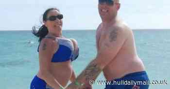 Hull couple's clever idea to renew vows during lockdown