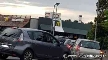 Après un midi calme, des embouteillages au menu des « McDo » d'Arras et de Beaurains mardi soir - La Voix du Nord