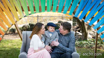 Portraits on the porch is bringing families joy during COVID-19