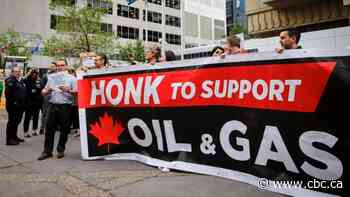 May and Blanchet declare the oilpatch 'dead,' warn Ottawa against financial supports