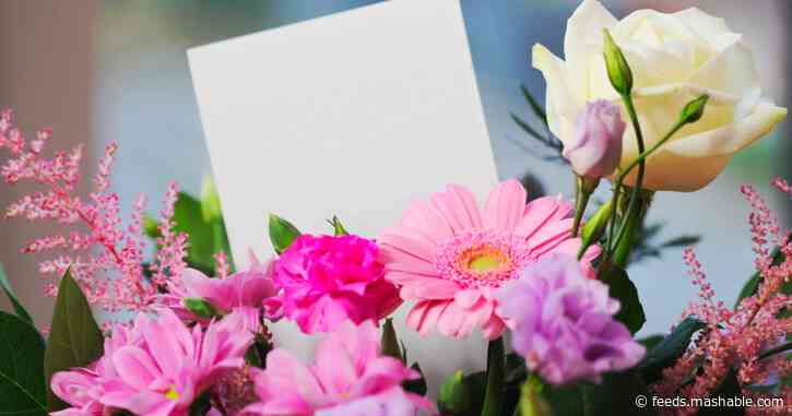 Here's where you can save on flower delivery this National Nurse's Week