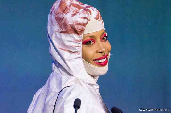 Musicians Who Are Wearing Masks During the Pandemic