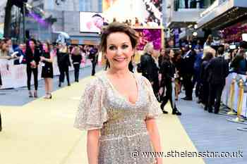 Julia Sawalha keen for Press Gang reunion 30 years on - St Helens Star