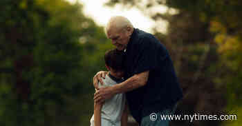 ‘Driveways’ Review: What Friends Are For