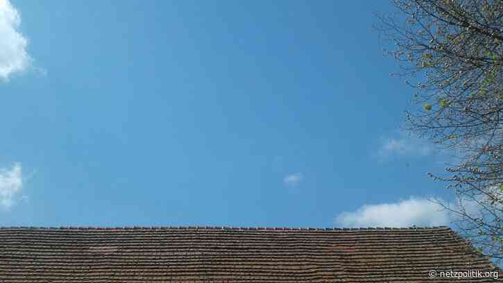 Was vom Tage übrig blieb: Dystopieentzug, Demokratieabbau und Drehtüreffekte