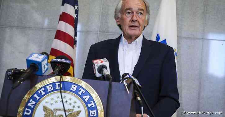 Sen. Ed Markey wants the FCC to rethink its broadband deployment plans