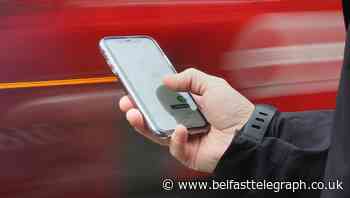 Harris sets out ‘all-island approach’ to contact tracing app