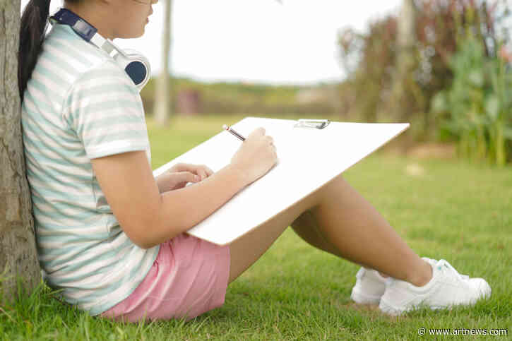 For Keeping Your Hand In, Here are the Best Sketching Sets